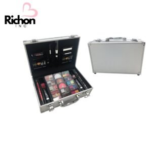 Richoninc Silver Train Case Makeup Set